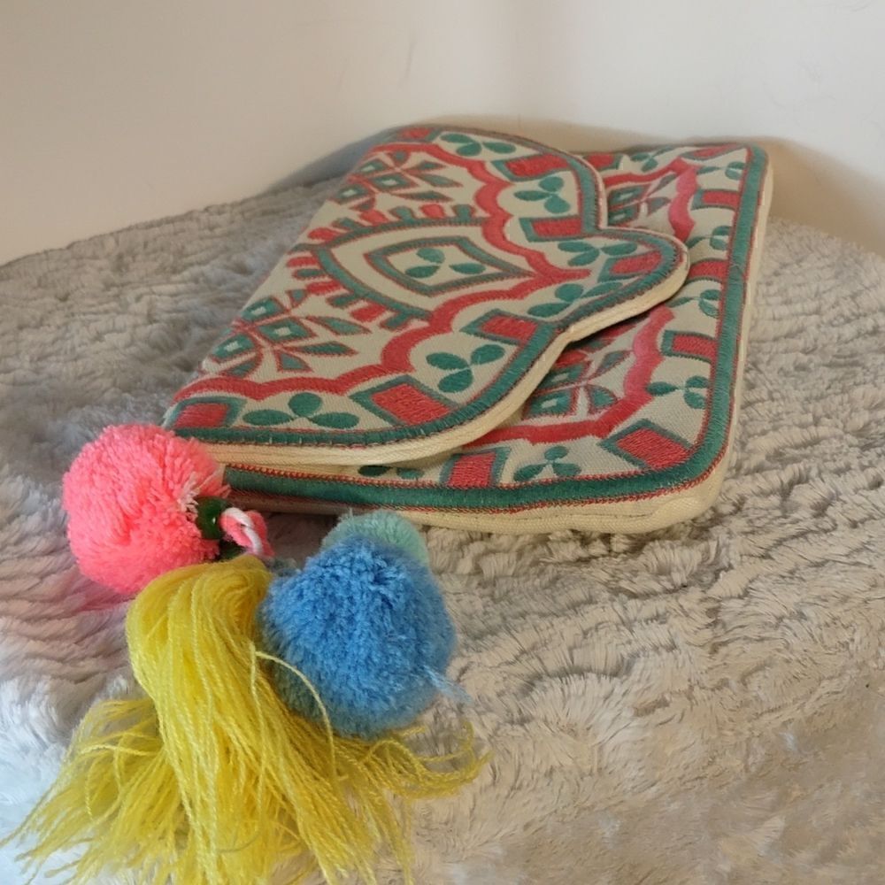 Bam Forever Embroidered Clutch Purse - Picture 2 of 7